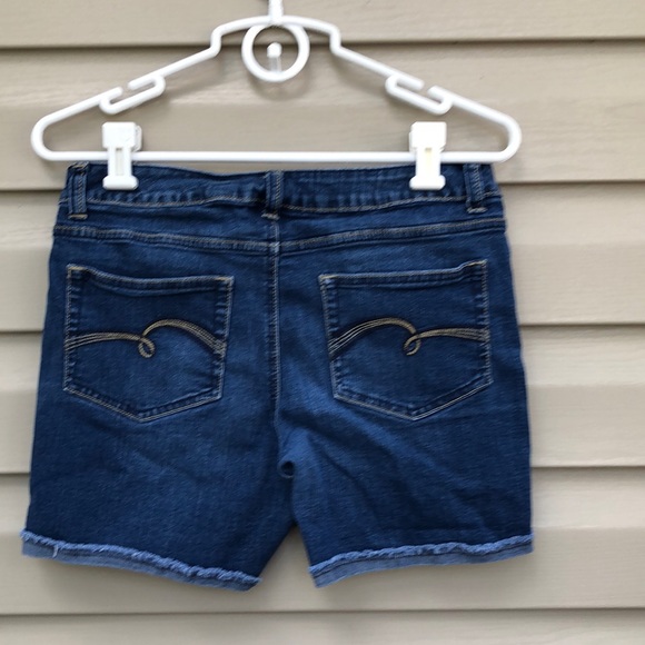 Justice girls blue cutoff and hemmed jean shorts  $5/25 - Picture 3 of 4